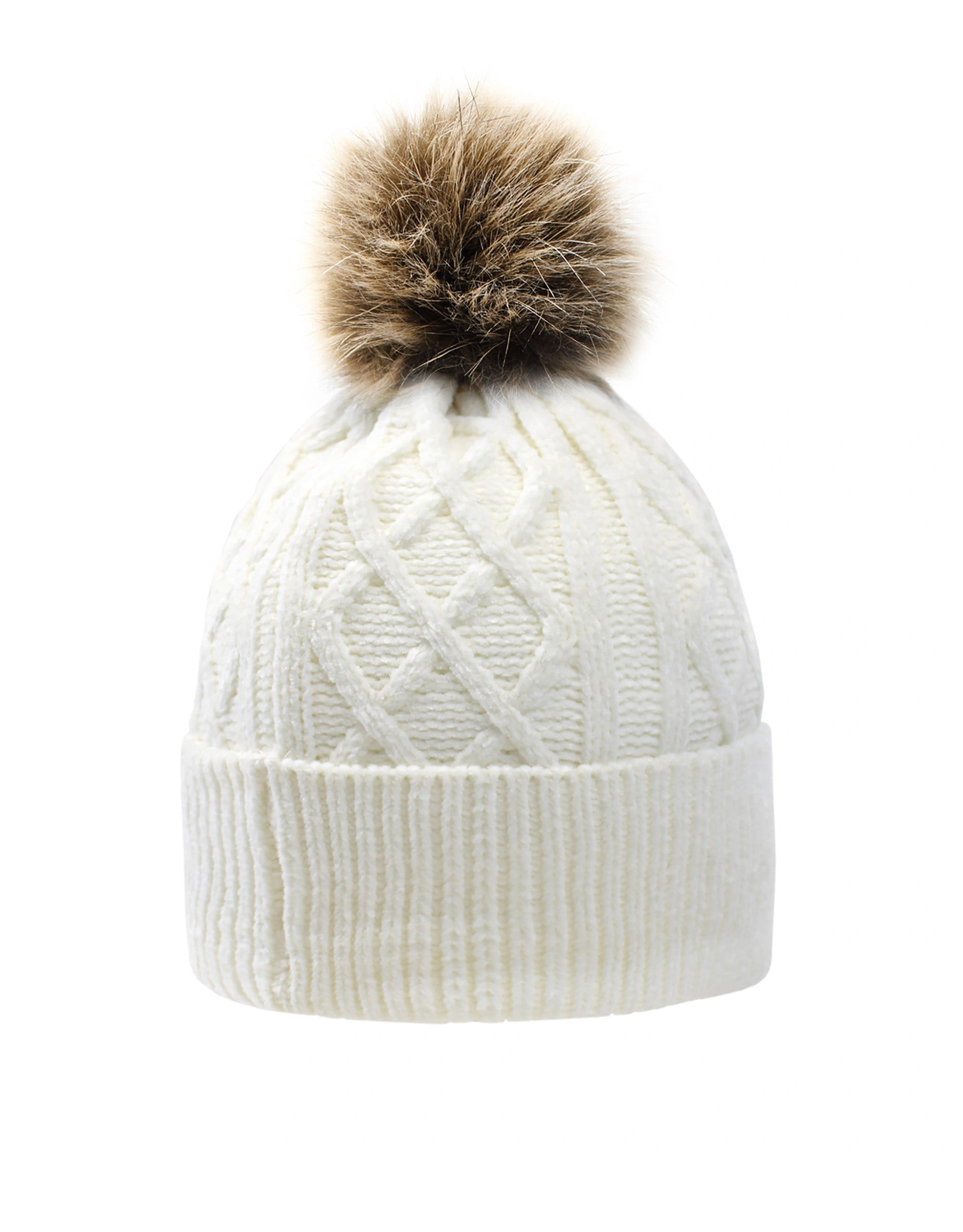 Ivy Cream Chenille Beanie: Cozy Chic Winter Hat for a Touch of Luxe.
